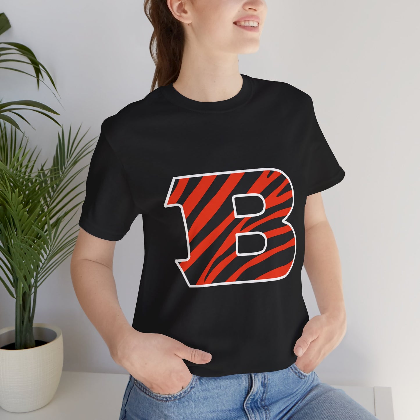 B Unisex Jersey Short Sleeve Tee