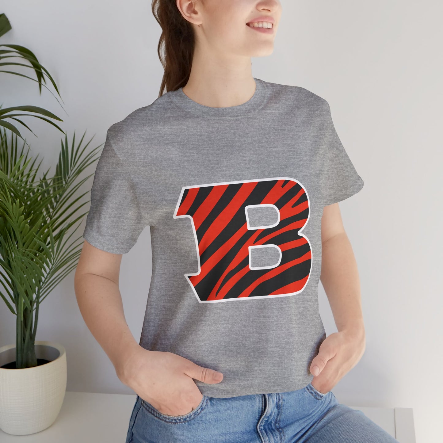 B Unisex Jersey Short Sleeve Tee
