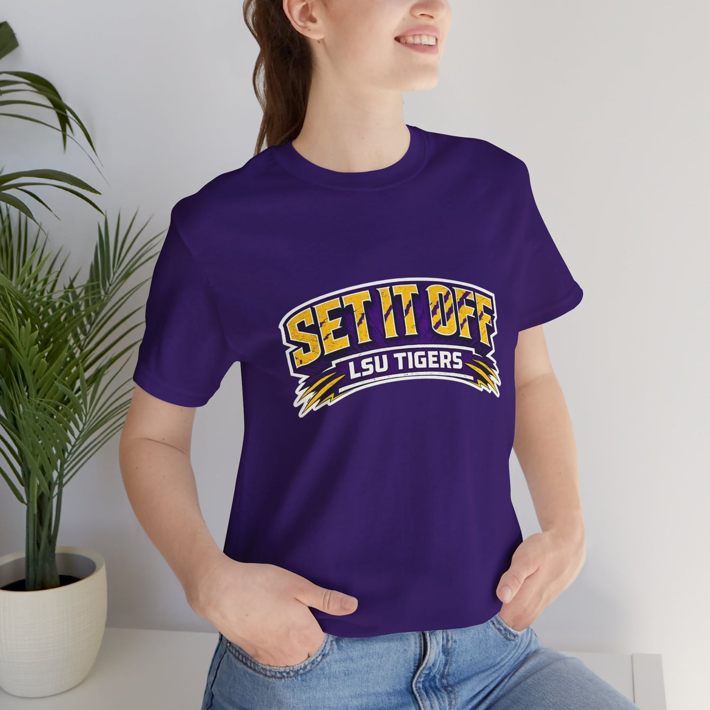 Set it off Graphic Tee — Bold 'Set It Off' Band-Style Shirt